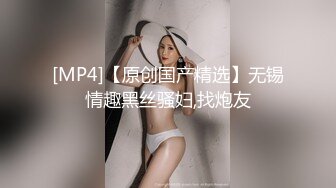 家有娇妻初长成白皙性感 极品炮架骚女友 被大公鸡  抱起来插，萝莉的老公帮忙录像，这个视角太美了。