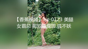 抖音网红巨乳骚货【李雅】首次4P解禁！三个男人轮流操