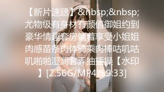 小美女一枚，白白净净，头发是真漂亮，下面尿尿的美穴相当给力，应该还是处女！