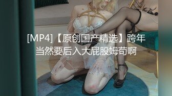 【新片速遞】&nbsp;&nbsp;花重金雇打扫卫生的阿姨❤️偷拍大专女澡堂众多美女洗澡换衣服[1290M/MP4/01:13:00]