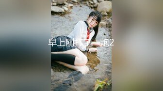 9月新流出精品厕拍 5A甲级写字楼隔板女厕 手持偷拍本写字楼最美白领姐姐的逼装酷抽烟